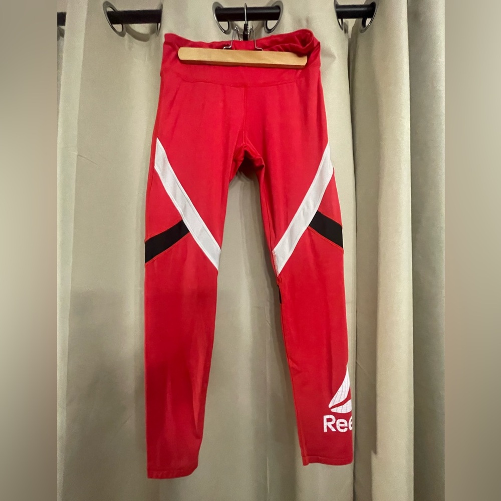 Reebok size medium